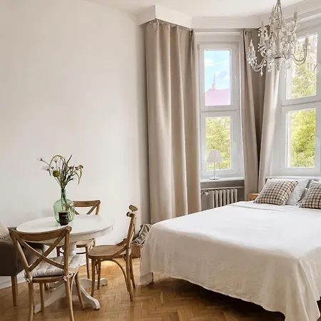 Apartament Kawalerka W Kamienicy W Sercu Miasta Szczecin Waly Chrobrego * 슈체친