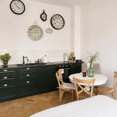 Apartament Kawalerka W Kamienicy W Sercu Miasta Szczecin Waly Chrobrego * 슈체친